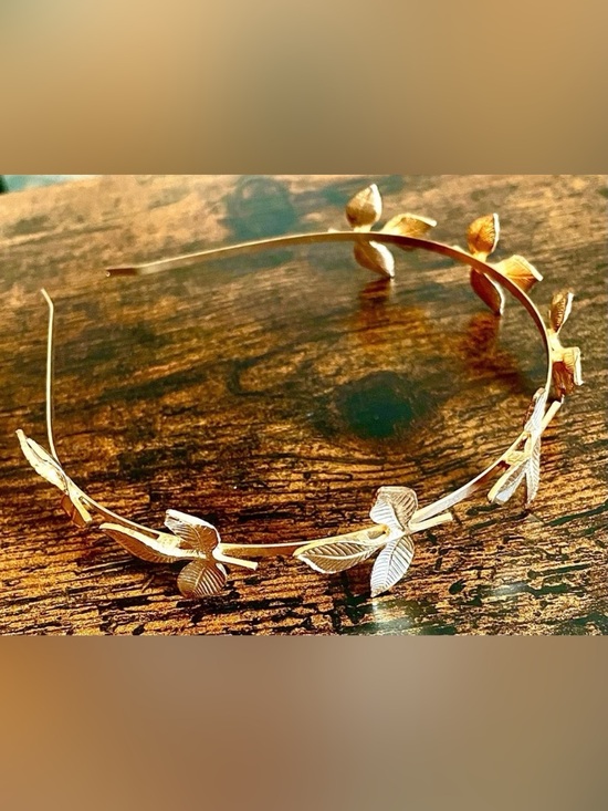 Accessories - NWOT Gold Laurel Leaf Headband Crown Grecian Goddess Festival Bridal Boho Tiara